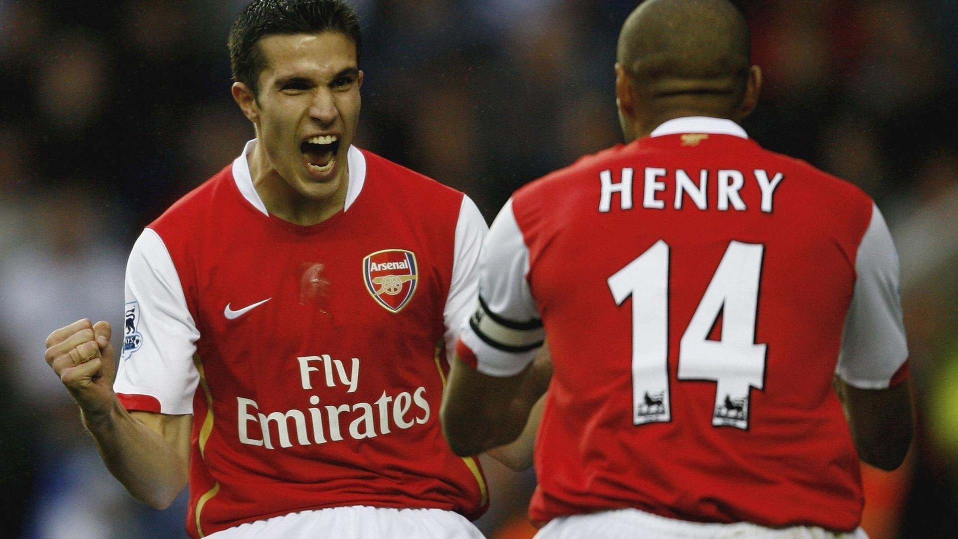 “极速逆转!车手在绝境中实现惊天翻盘”