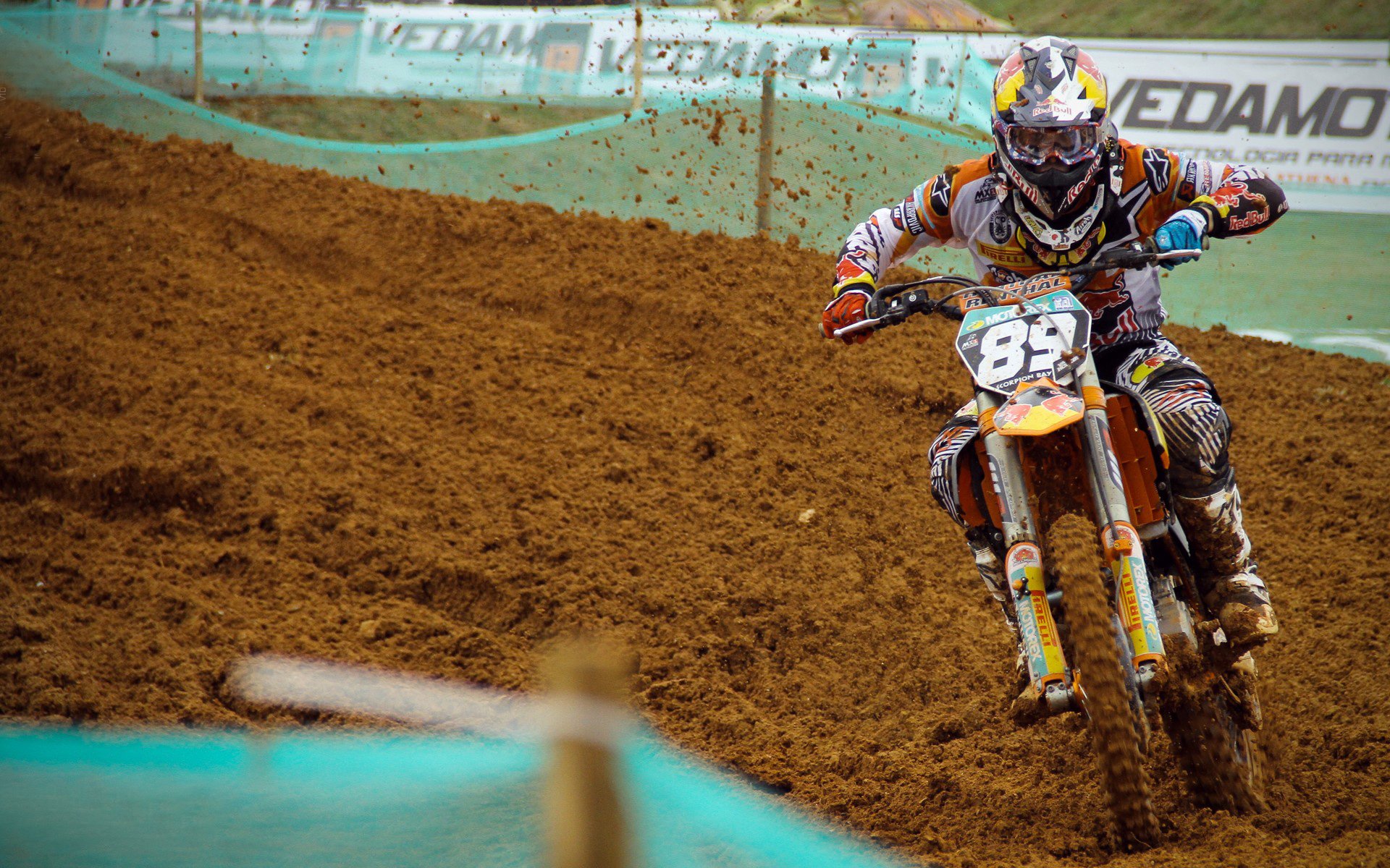 【犯规实例】著名犯规案例深度剖析，判罚背后隐藏的战术思考，犯规种类有哪些